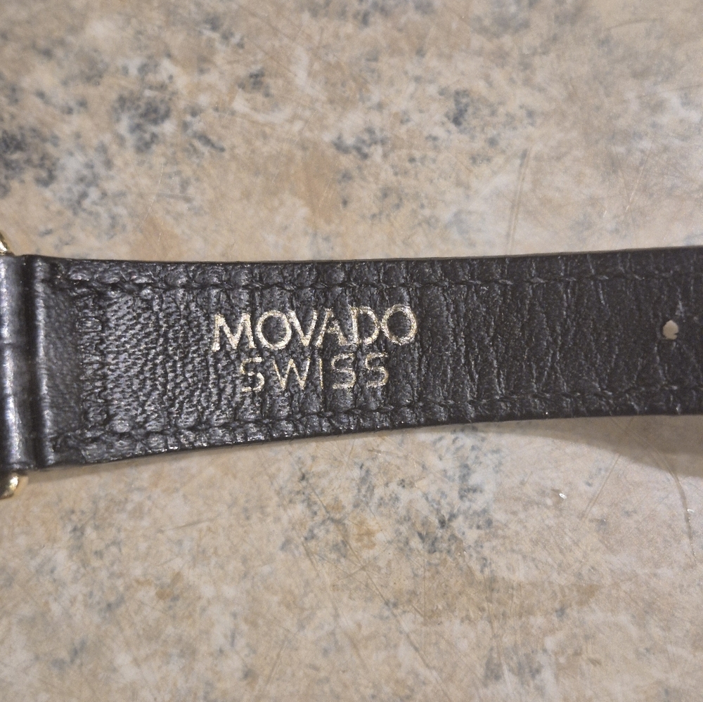 Vintage Movado Museum Classic Black and Gold Women's Watch - Picture 13 of 16